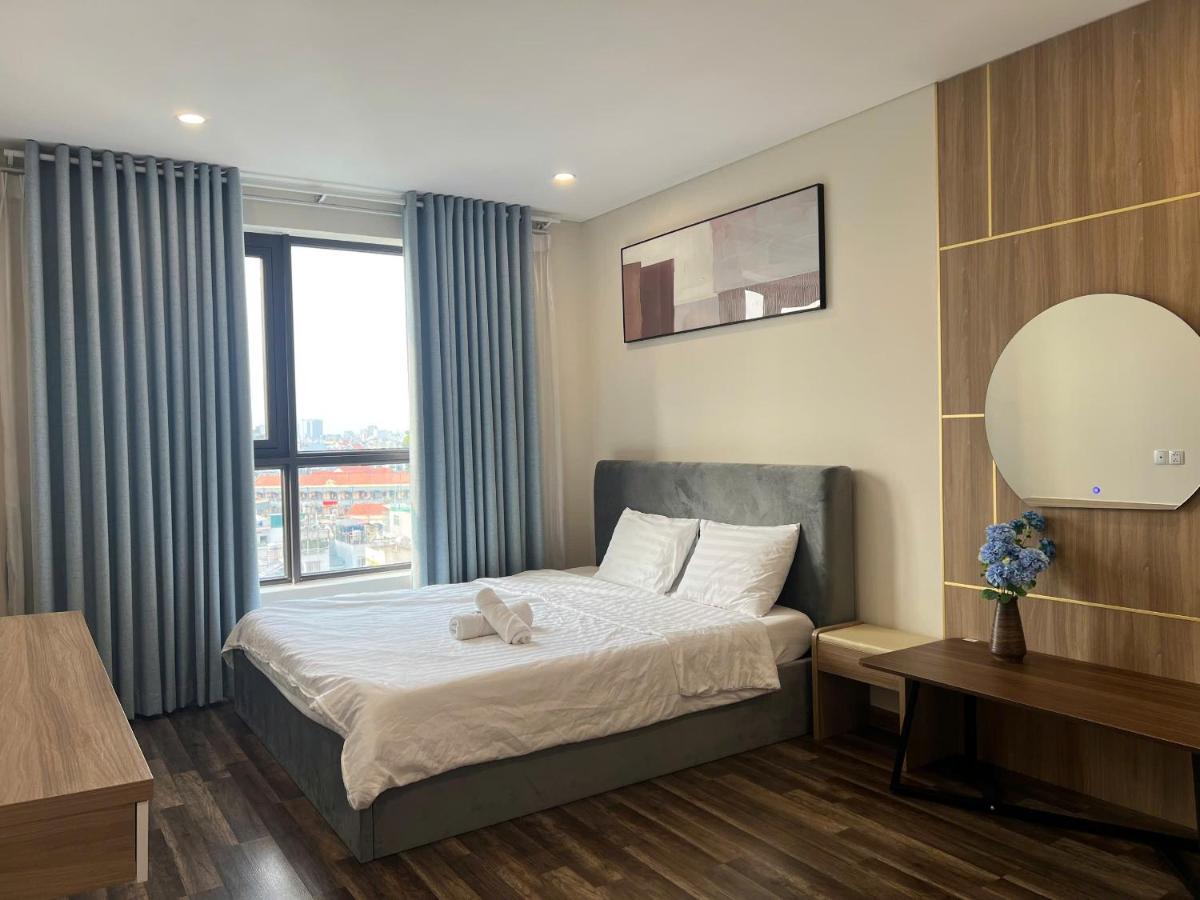Apartment mit 3 Schlafzimmern und Balkon