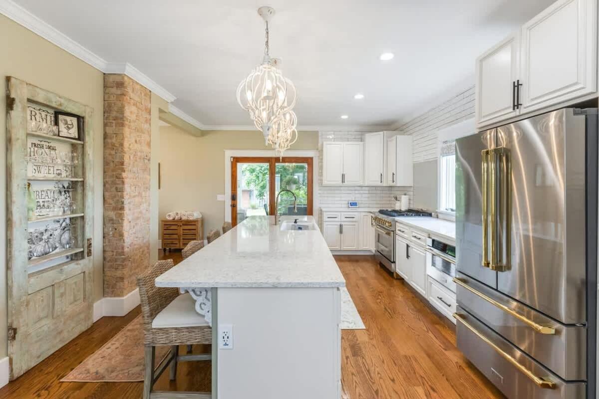 Three Fields Farmhouse - B&B Sodus