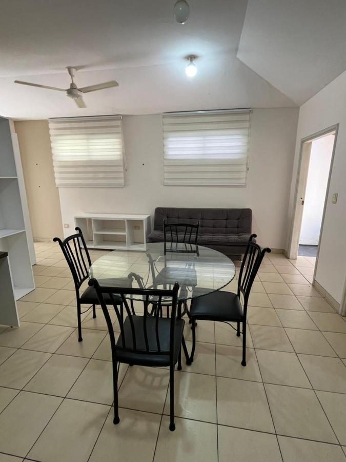 Pequeña casa en Condominio - B&B Santa Cruz de la Sierra