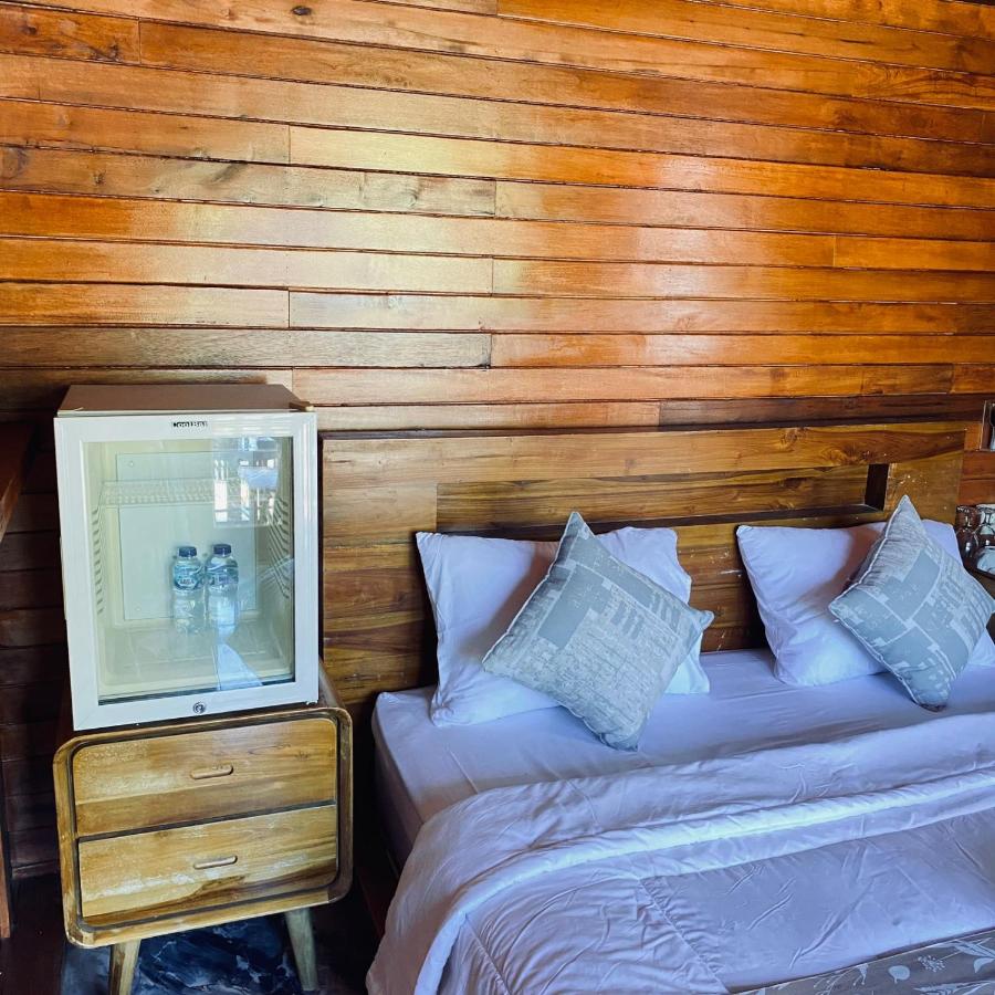 Habitación Doble Deluxe (2 adultos + 1 niño) 