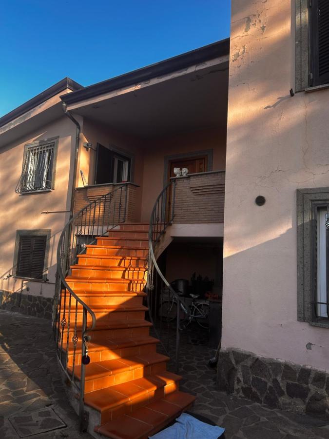 Locazione Turistica Antonella - Chambres d'hôtes Fiumicino
