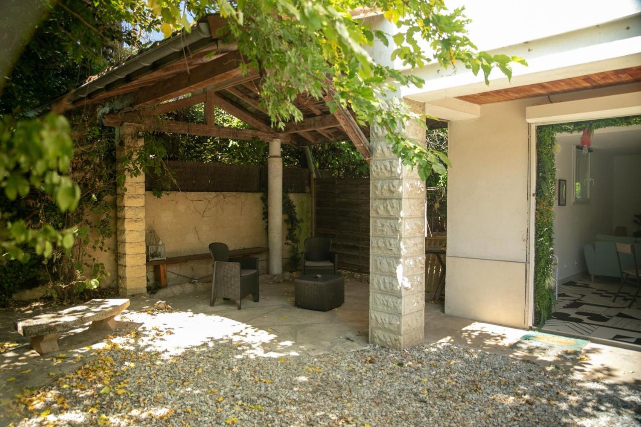 La Hutte de la Tortue Rez-de-jardin Patio au Calme - Chambres d'hôtes Romans-sur-Isère