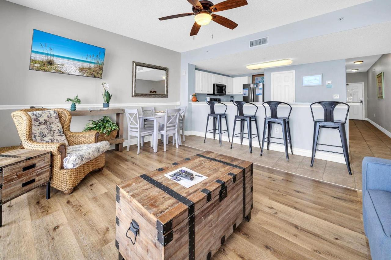 Majestic Beach Towers 1-1213 - B&B Panama City Beach