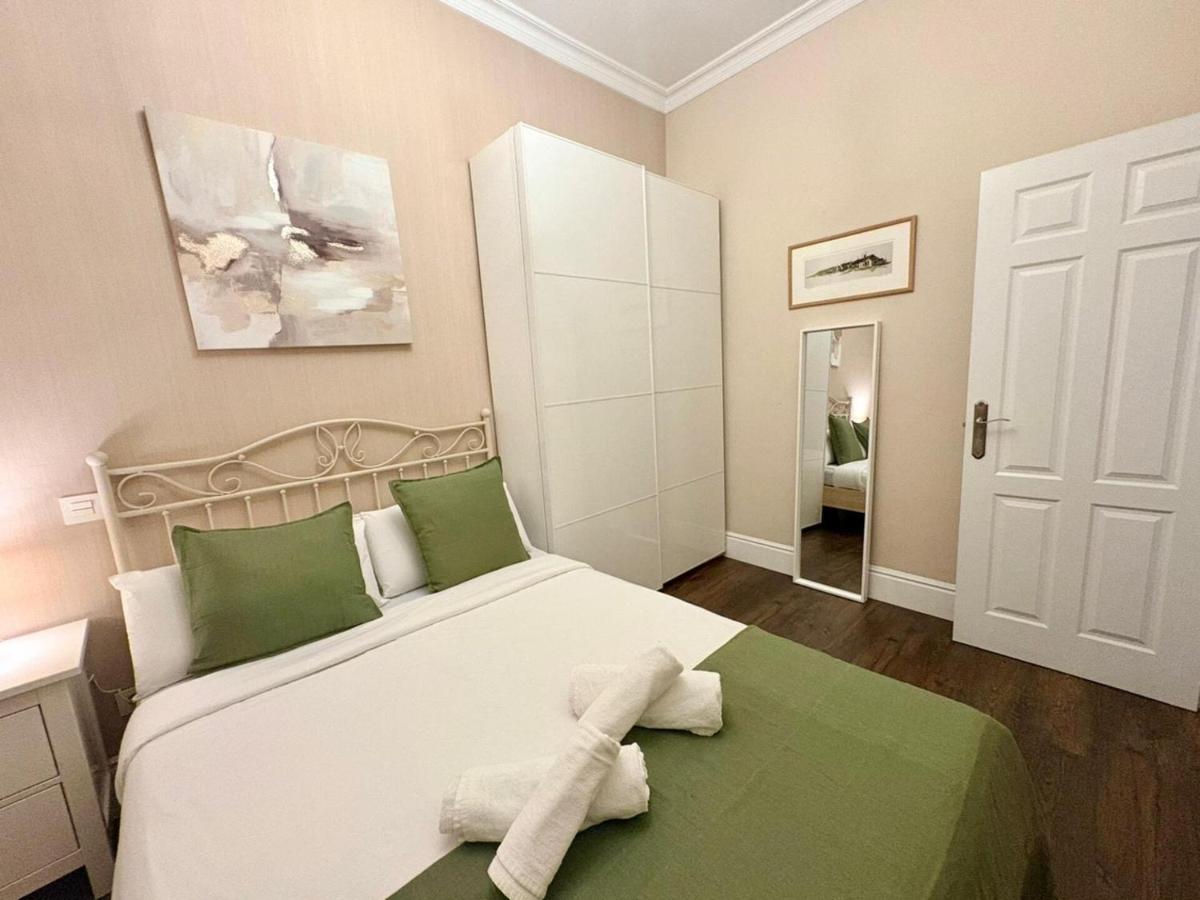Apartamento Atocha Madrid Centro AVE muy grande - B&B Madrid