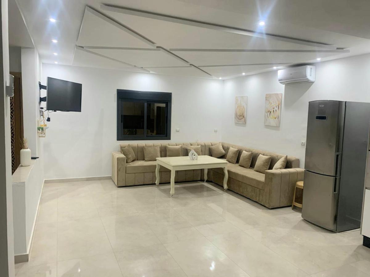 Appartement 3 pièces 800m de la plage Saidia WIFI et CLIM - Bed and Breakfast Saidia