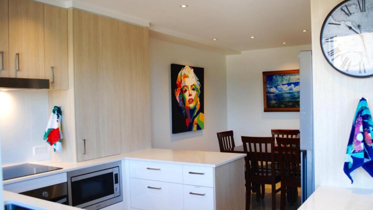 Great Views, Ultimate Comfort and Top Location! - B&B Caloundra