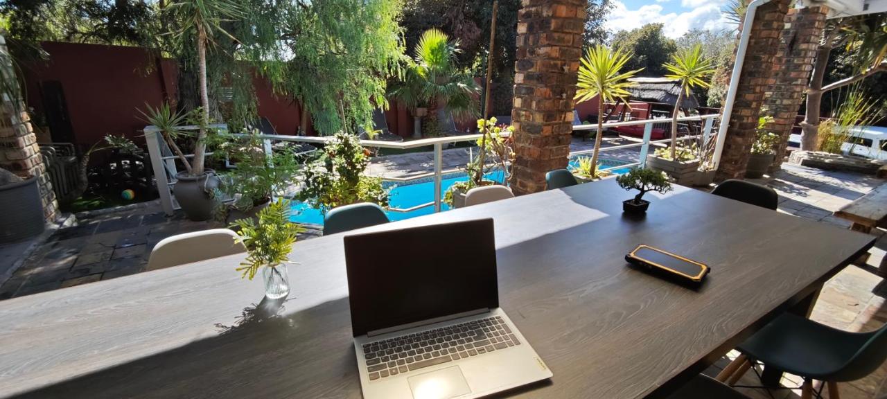 Nomad's Blue Oasis - Apartment for Active and Nomadic Travellers - B&B Cape Town