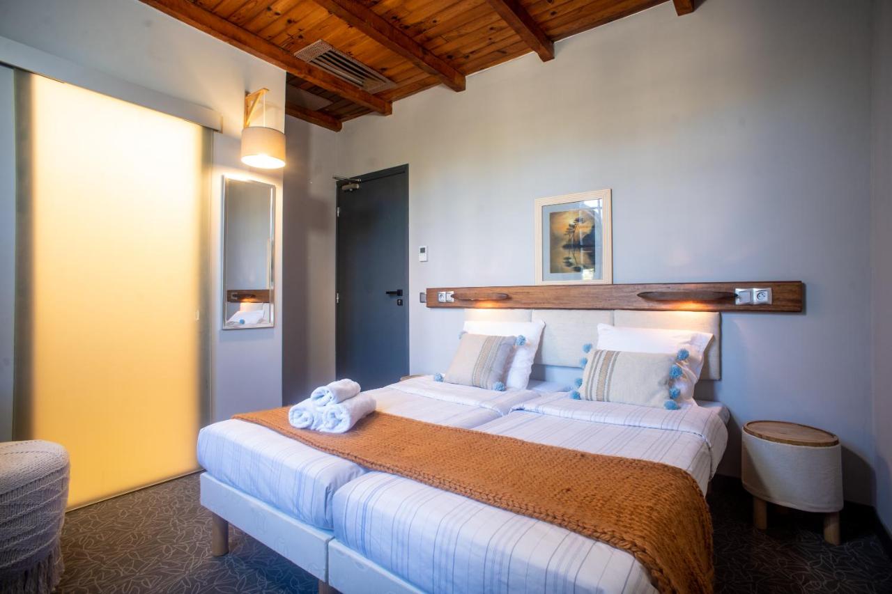 PHOENIX maison d'hôtes & SPA - Bed and Breakfast Ginasservis