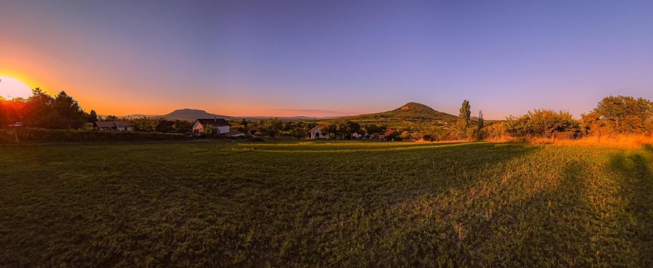 Erdődi Birtok Dióliget - Erdődi Manor Walnut Grove - B&B Lábod