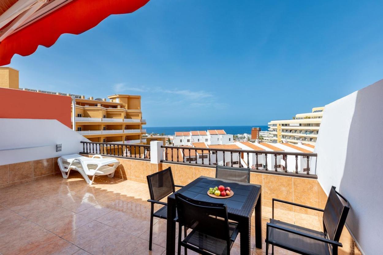 Beautiful sea view 2 bedroom Ocean Park Costa Adeje - Ferienwohnung Adeje