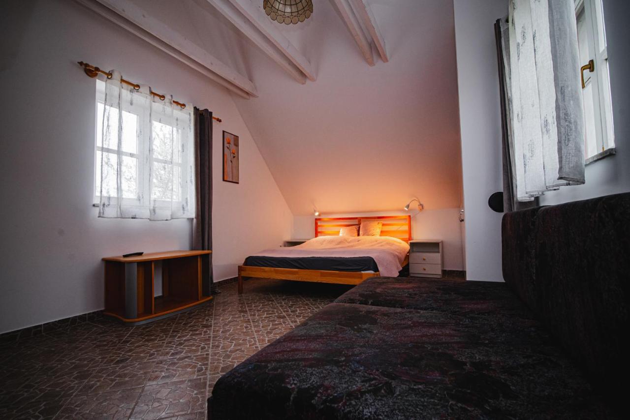 Erdődi Birok - Erdődi Liget - Erdődi Manor - Erdődi Grove - B&B Lábod