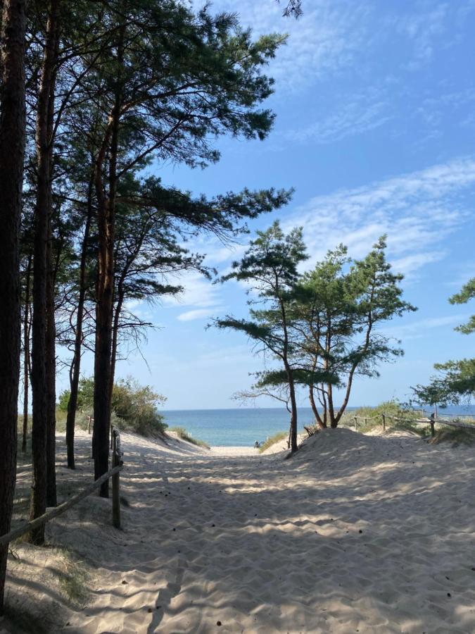 Słoneczny Domek w Łazach - 300 m od plaży, ogród, grill, parking - Ferienwohnung Łazy