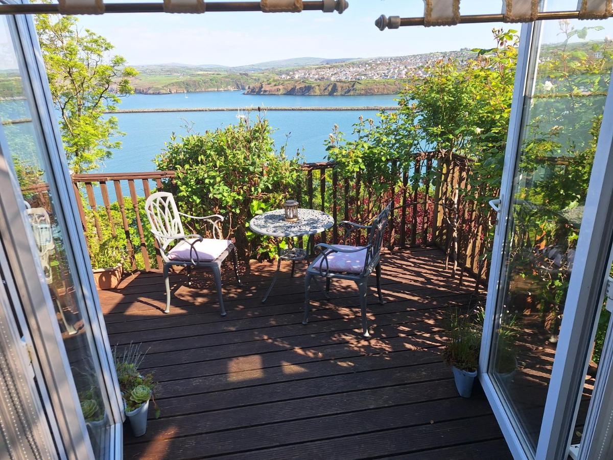 The Secret Garden - Goodwick - B&B Goodwick