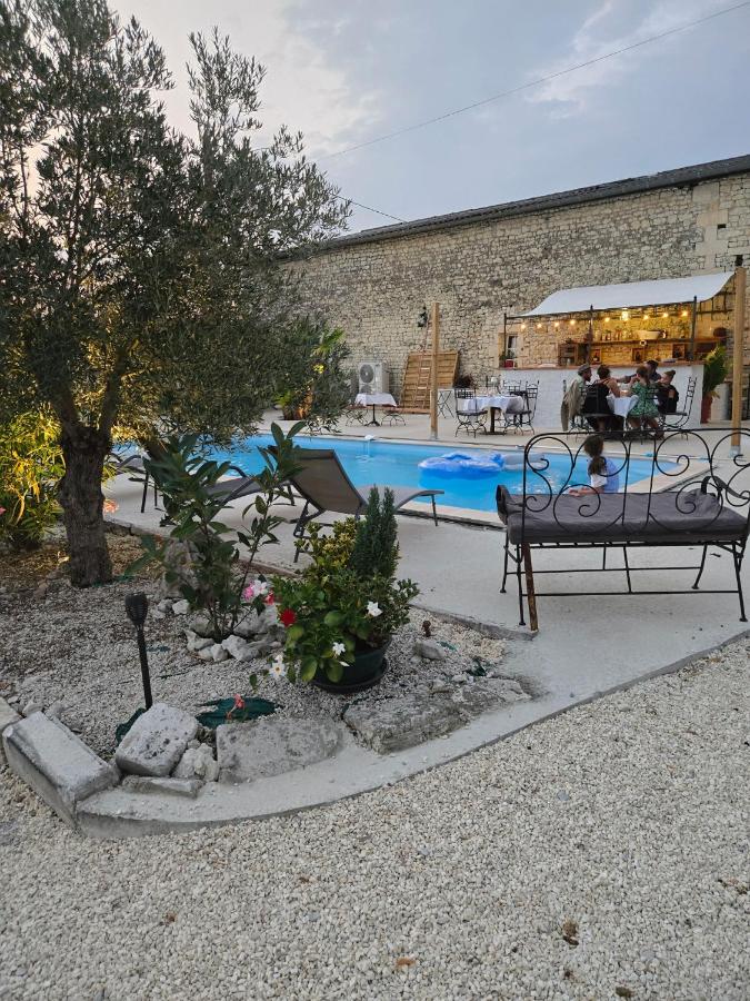 Le Patio des Charentes - Ferienwohnung Sainte-Lheurine