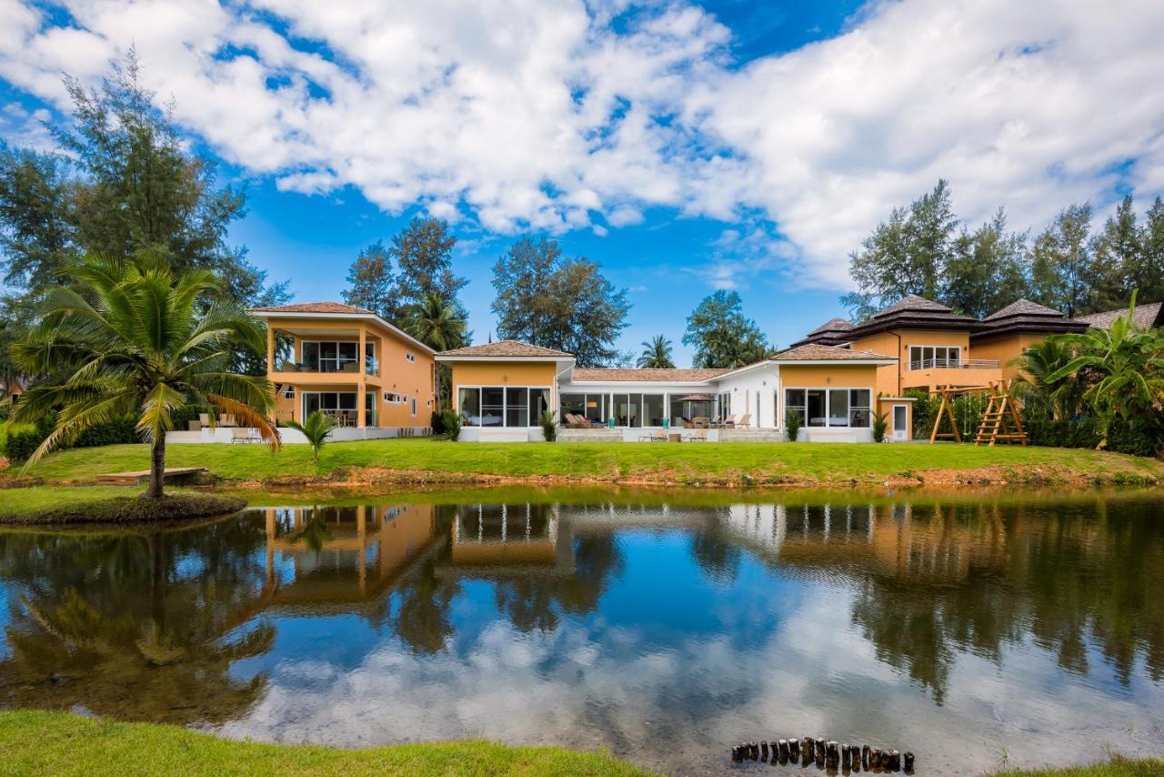 Villa with Private Pool - 63A