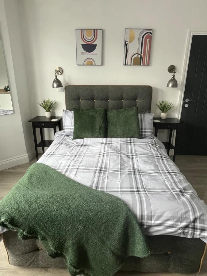 1st Floor 1 Bed Studio - B&B Weston-super-Mare