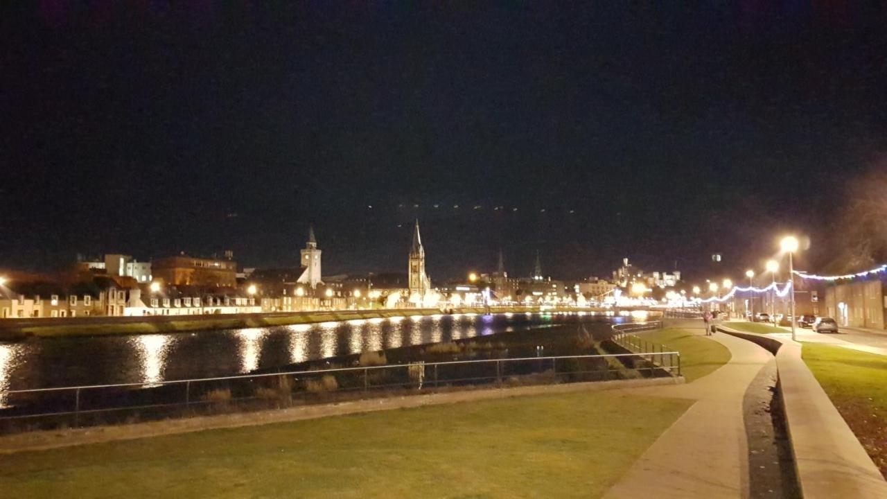 The Little House by the Ness - B&B Inverness