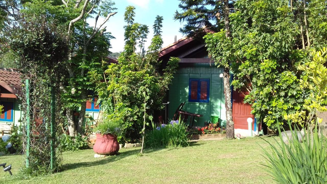 Tirol Chalés - B&B