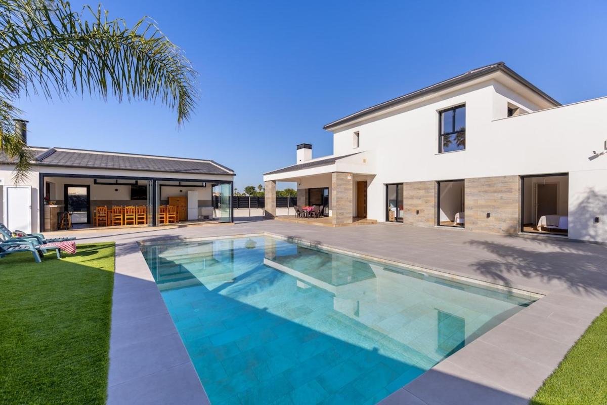 Palm Breeze Villa by Fidalsa - Chambres d'hôtes Catral