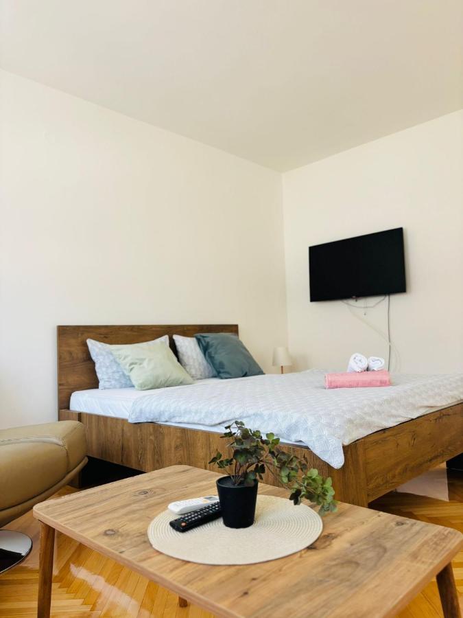 Apartment Oak Root - B&B Mostar