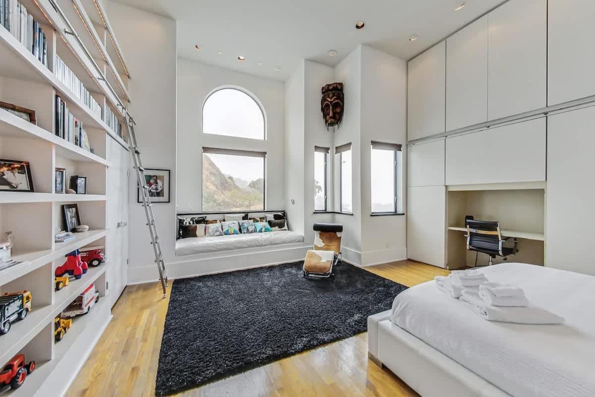 Luxury 3BR Home - Pano Views, Steam room & Deck - Bed and Breakfast San Francisco
