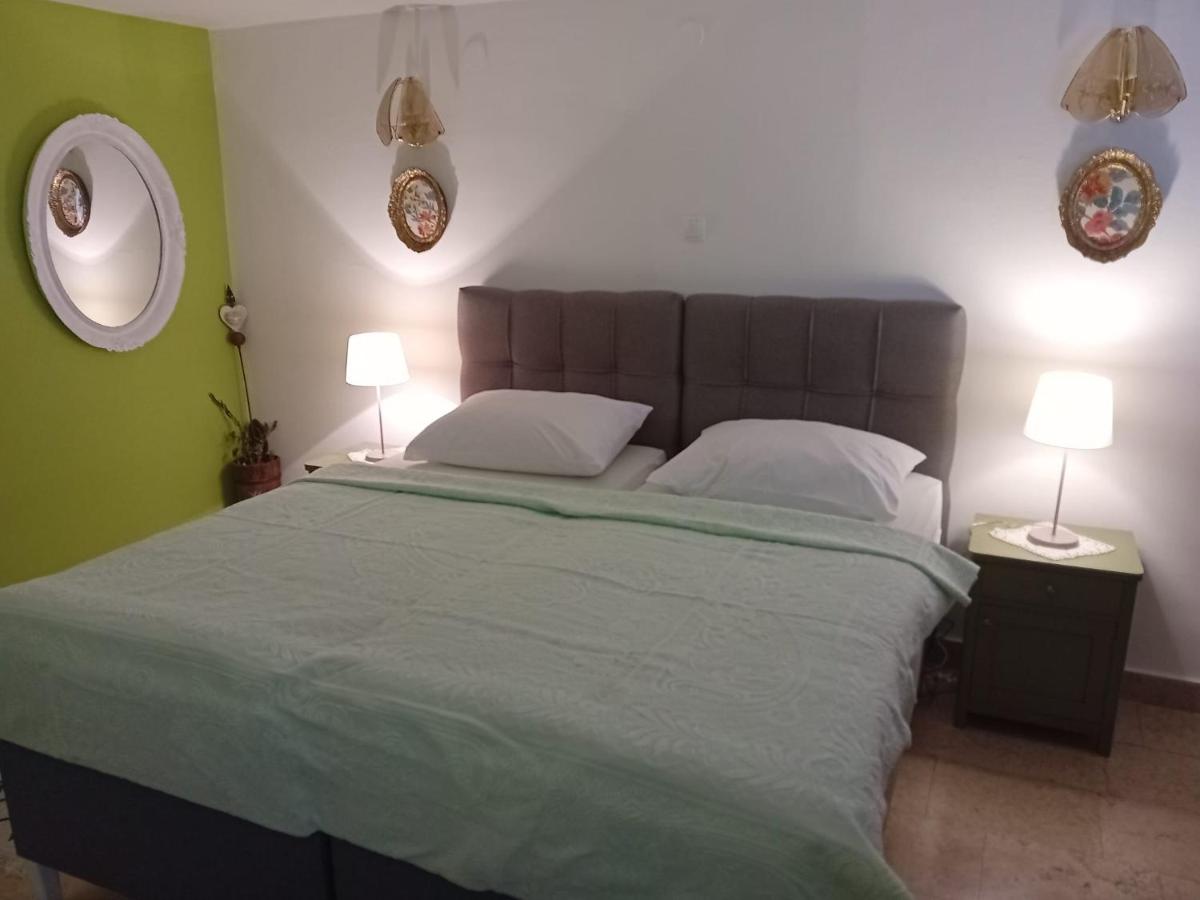 Green Lily Apartments - B&B Mostar