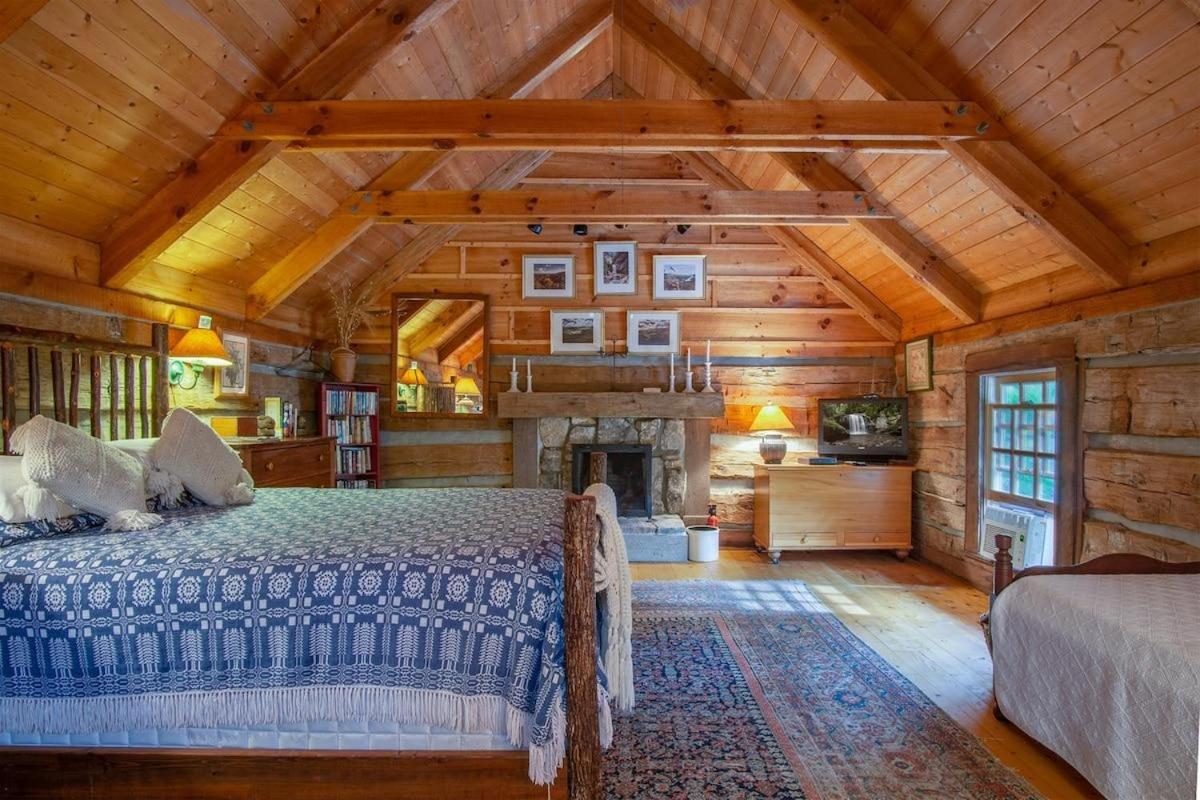 Aunt Babbies Cabin · Aunt Babbies Cabin - Chambres d’hôtes Pisgah Forest