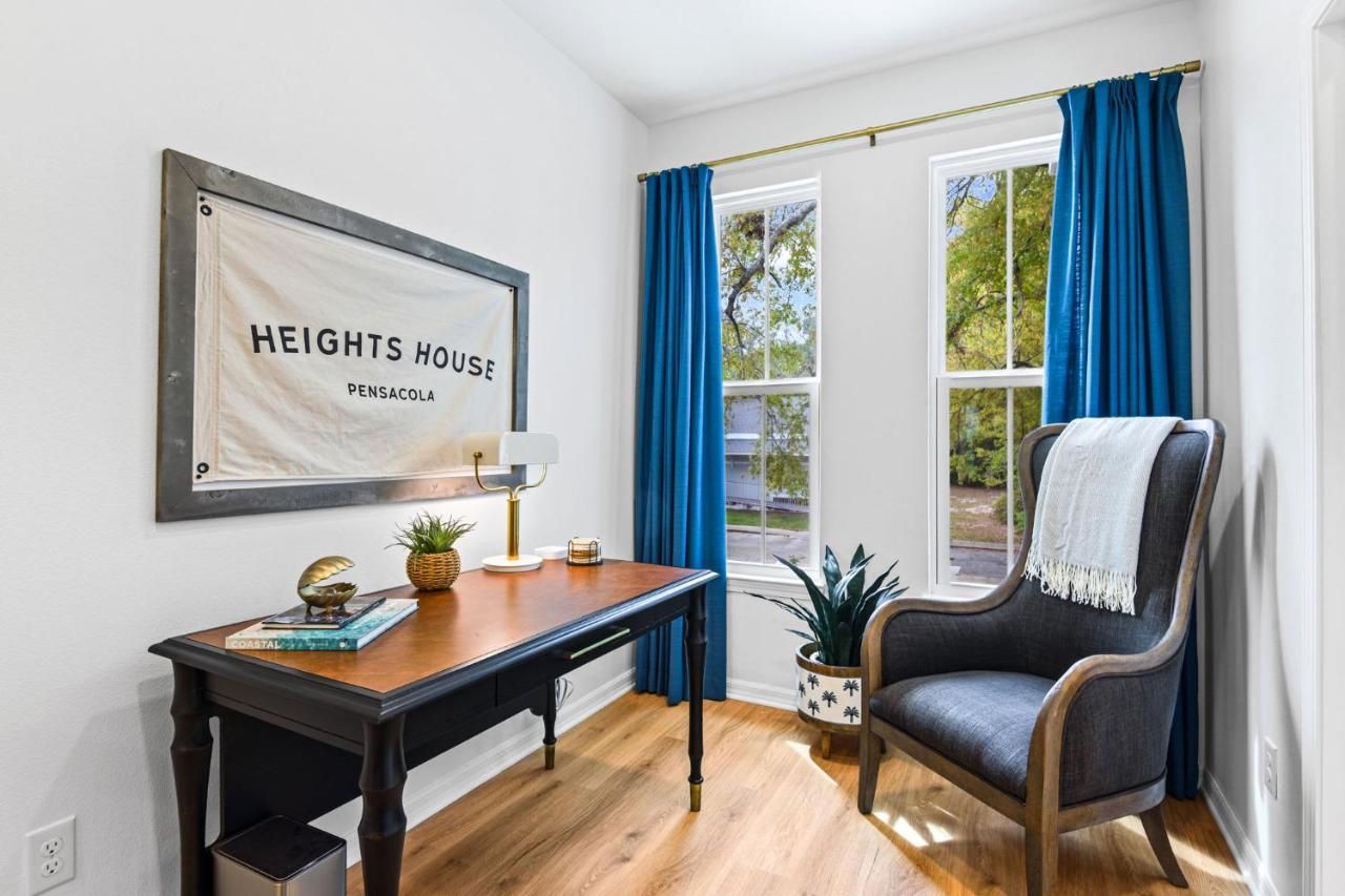 Heights House Upscale Retreat Close to Dwntwn & Beach - B&B Pensacola