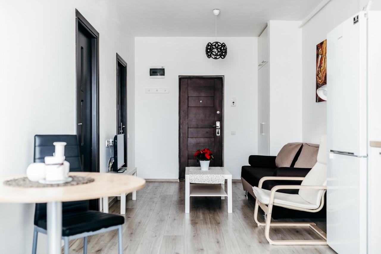 DD Apartments I