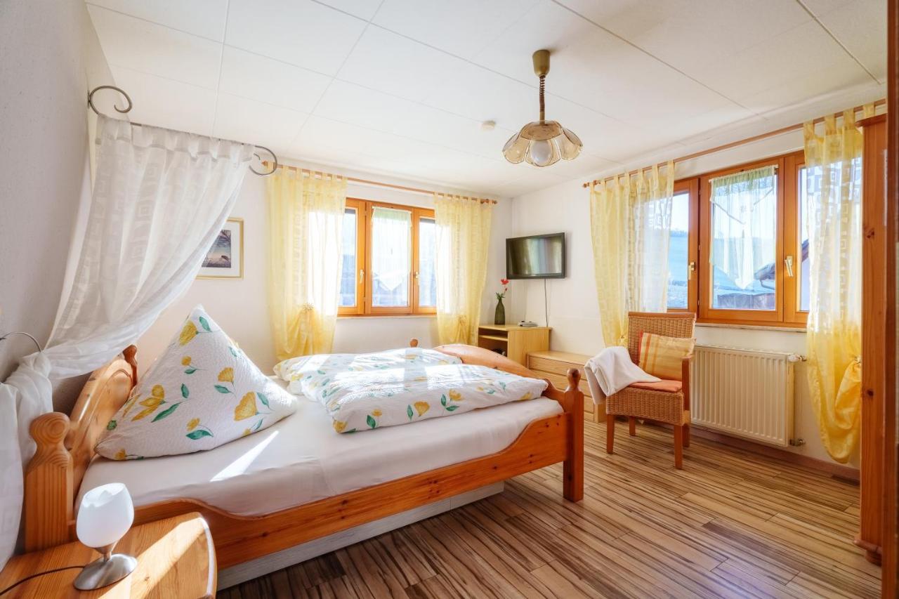 Superior One-Bedroom Apartment with Balcony