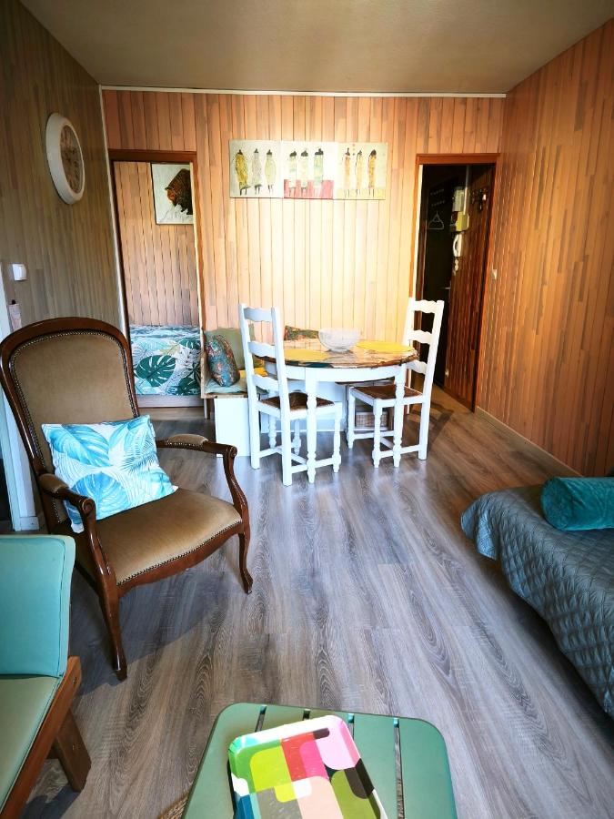 Appartement vert tendre face à la montagne - Ferienwohnung Luchon