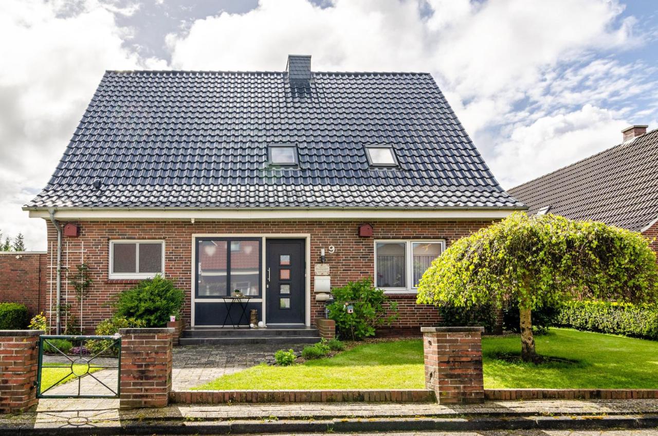 Ferienwohnung Hausrosengarten - B&B Hage