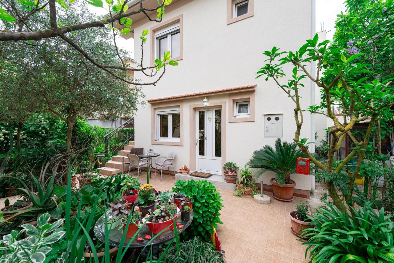 Apartments Gabi&Zdenka Tivat - Chambres d'hôtes Tivat