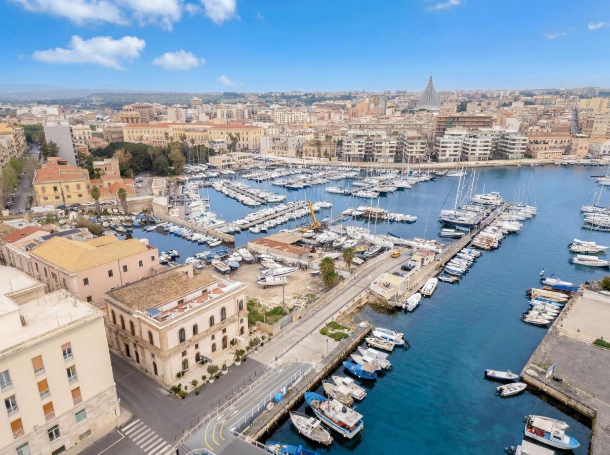 La Finestra su Ortigia Luxury - Ferienwohnung Syrakus