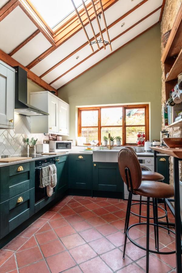 Beautiful Two Bedroom Cottage in Oxfordshire - Chambres d'hôtes Warborough