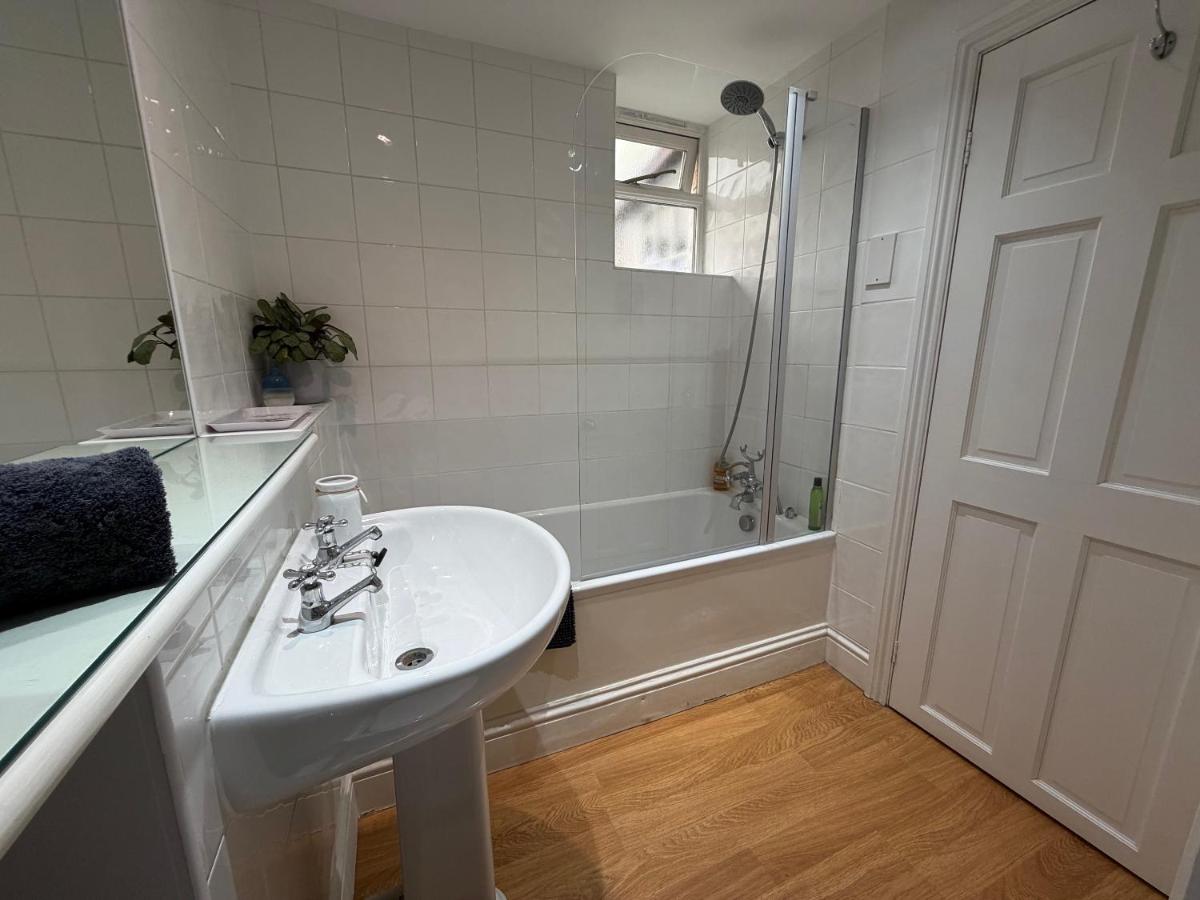 Central Stow Bakehouse Flat - B&B Stow on the Wold