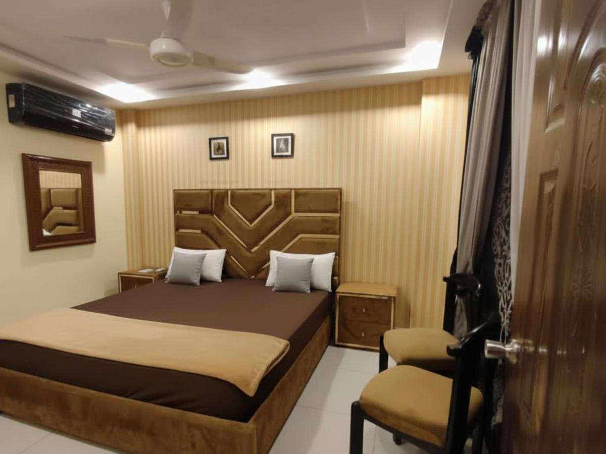 Modern Elite stays in Bahria Town Lahore - Bed and Breakfast Lahore
