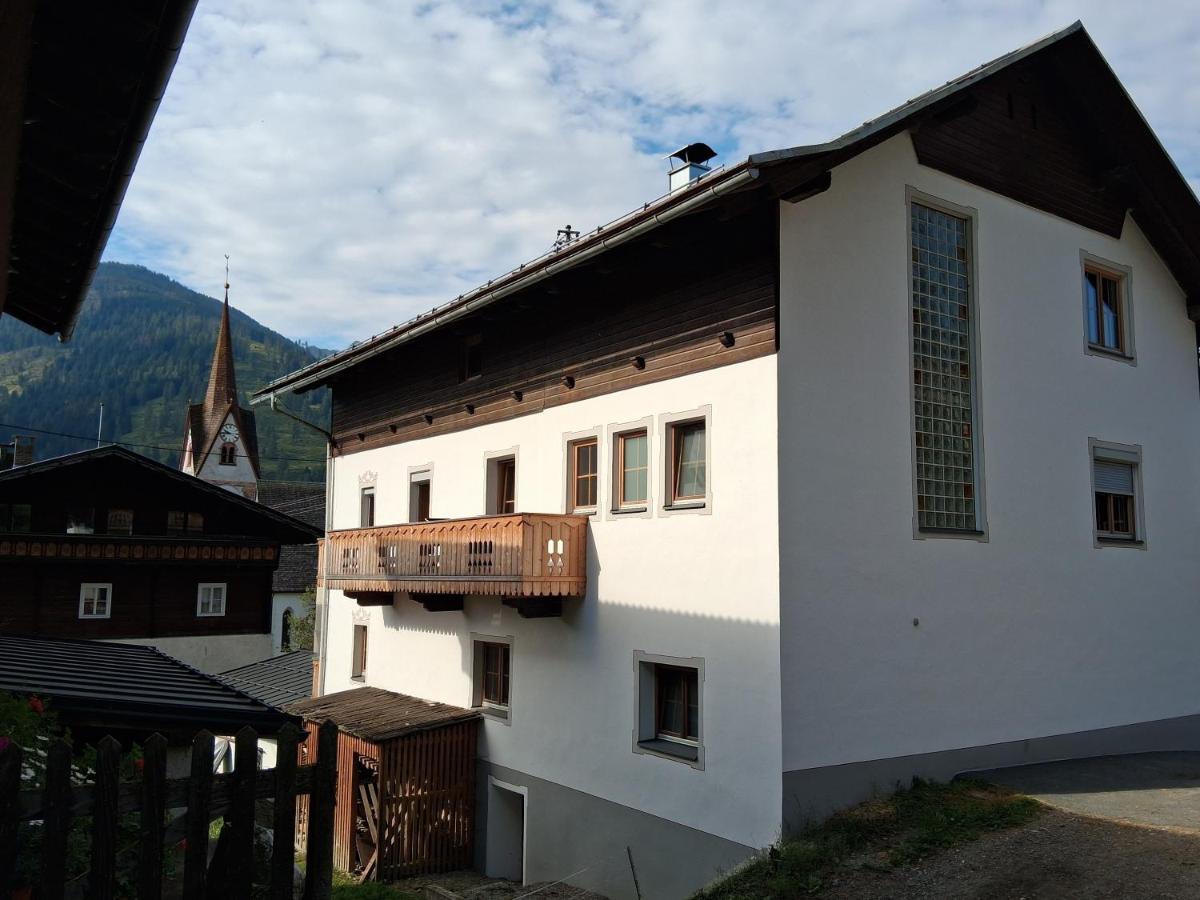 Ferienwohnungen Lexahaus - B&B Liesing