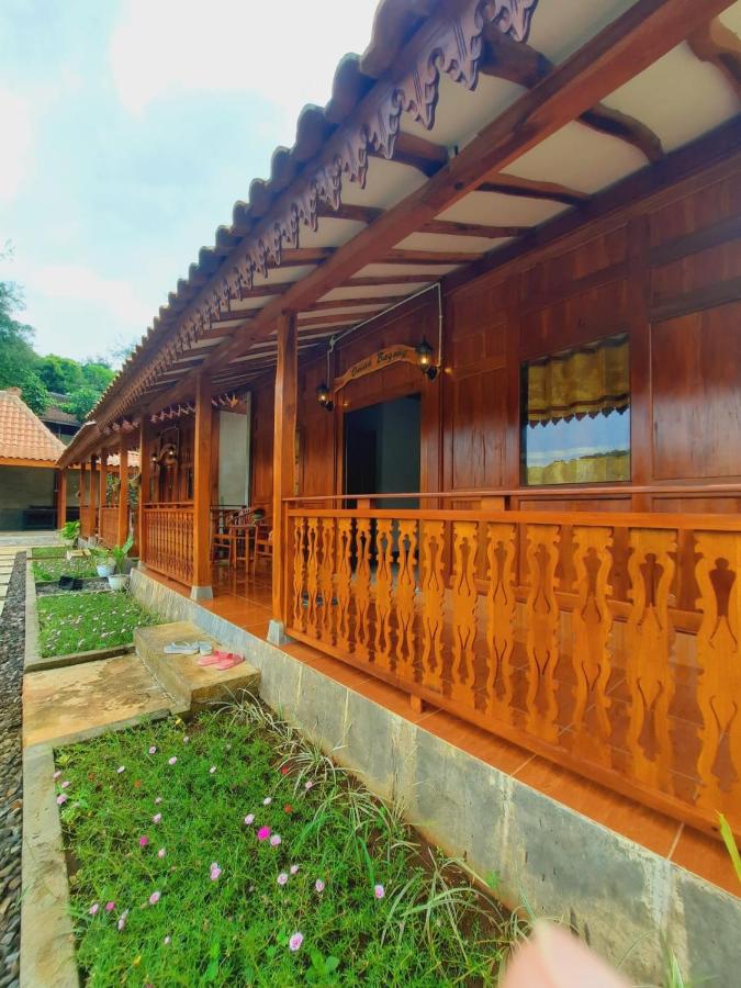 Omah Kalem Homestay - B&B Palediwiliyang