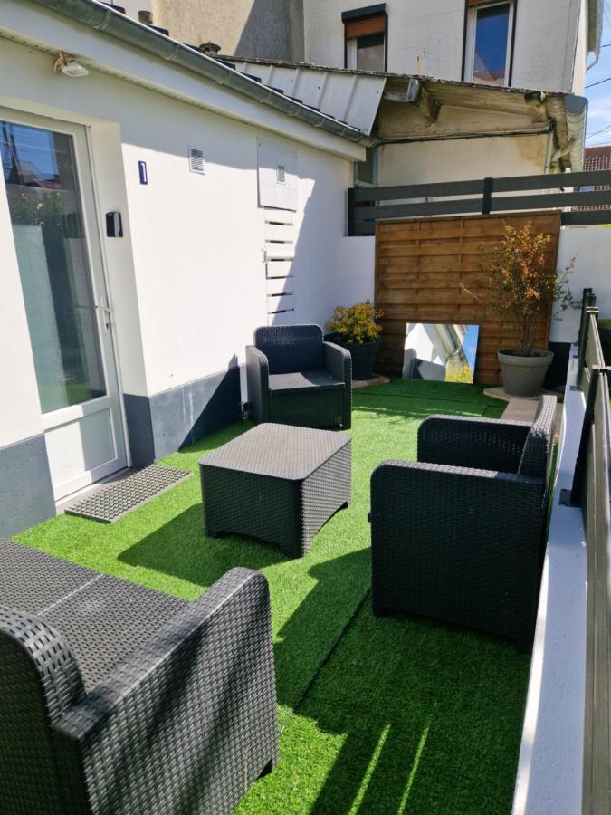 Magnifique logement à 200m de la plage avec terrasse et emplacement voiture gratuit - Chambres d'hôtes Berck
