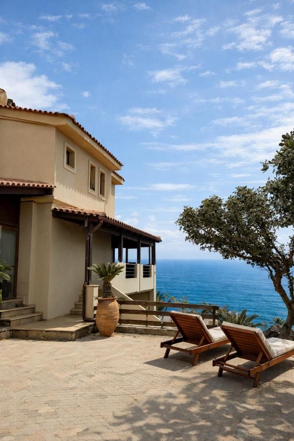 Vitamin Sea Luxury Villas - Bed and Breakfast Agia Pelagia