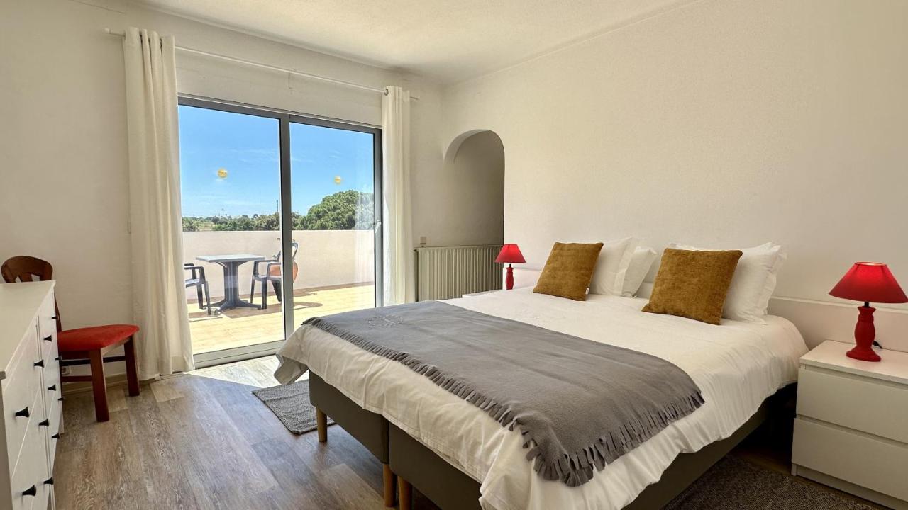 Felicidade - Private Heated Pool - 8 Guests - Albufeira - B&B Albufeira
