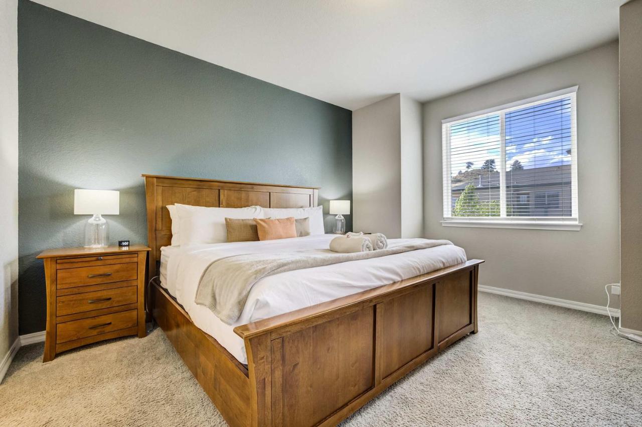 Morning Hollow Pet Friendly Near Garden of Gods - Bed and Breakfast Colorado Springs