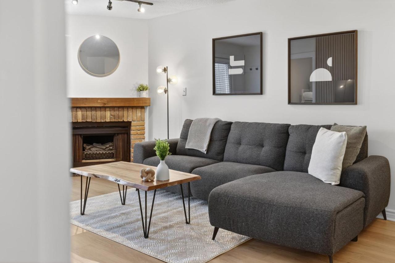 The Moose Lodge - Modern Condo in Collingwood - B&B Collingwood