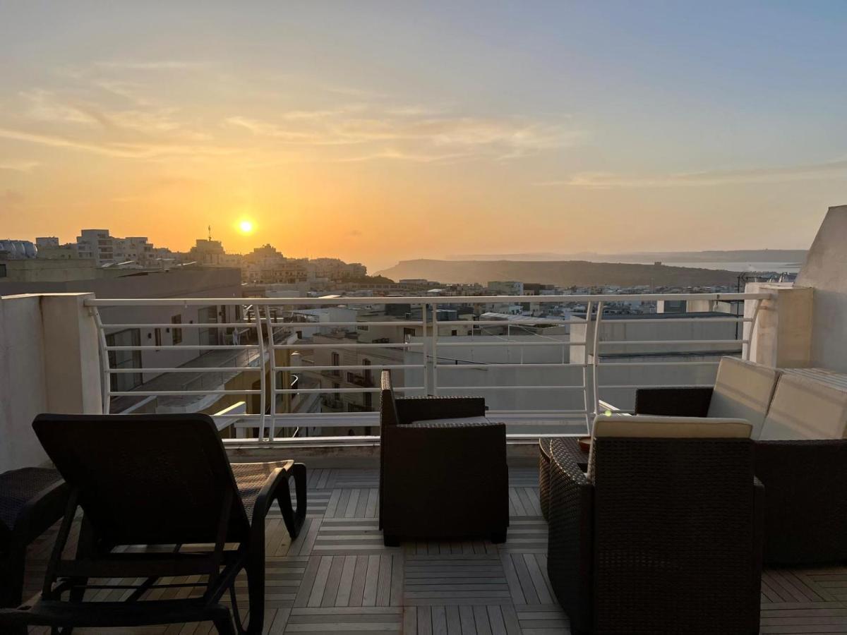 Luxury 3BR Apartment in Mellieħa with Panoramic Views - Ferienwohnung Mellieha