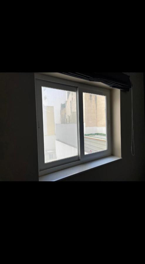 M court - Ferienwohnung Msieraħ