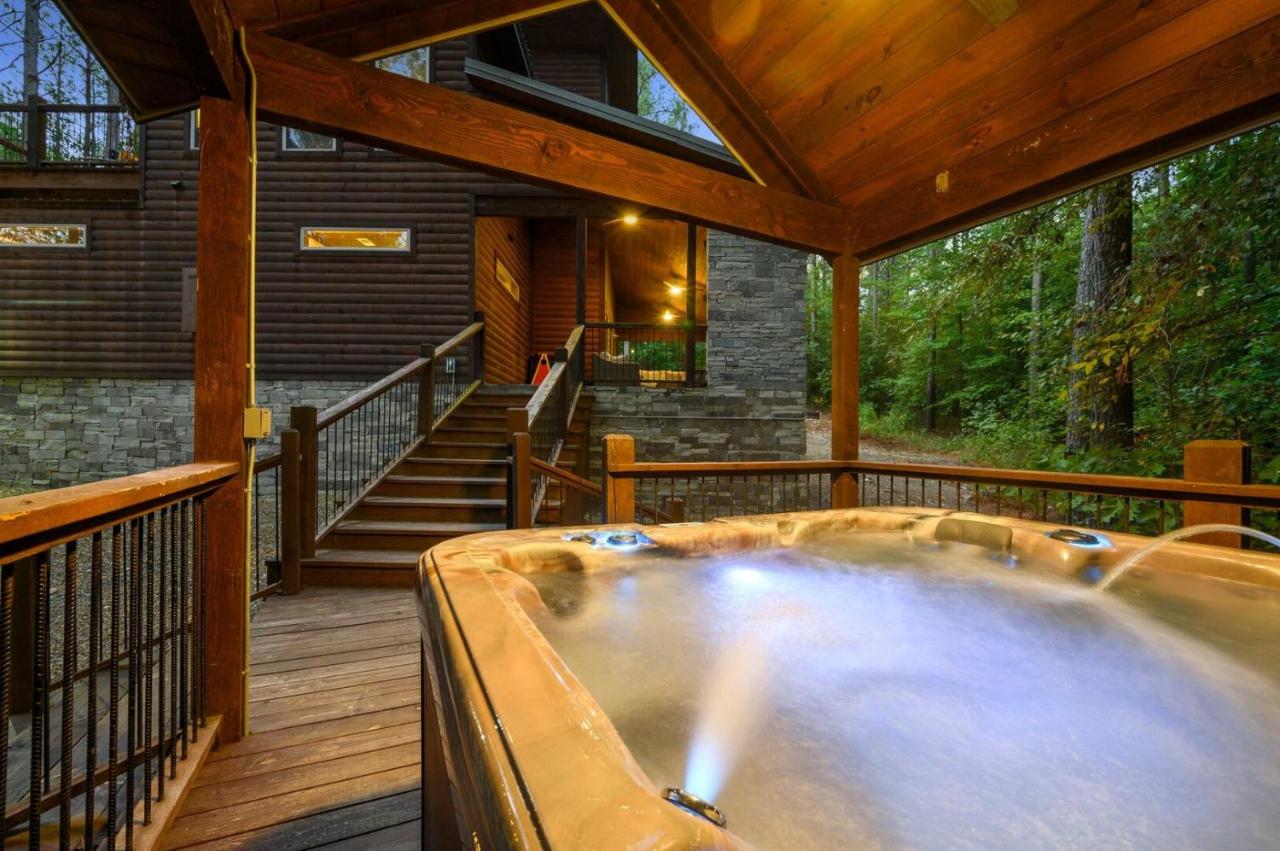 Aspen Creek Lodge - Spacious Luxury Cabin Retreat - Chambres d'hôtes Broken Bow