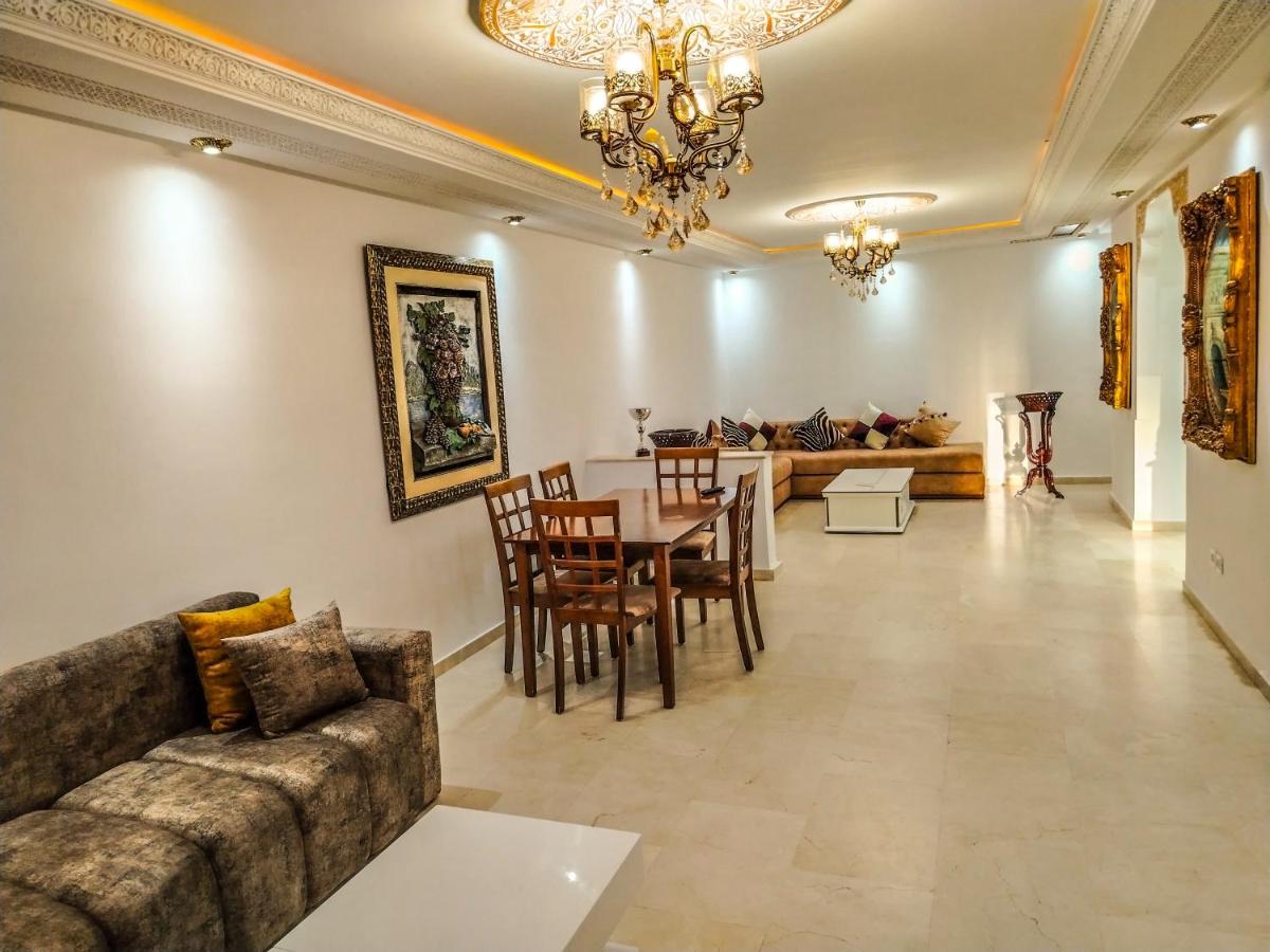 Prime Location Near Train Station, Hilton View TGV - Chambres d’hôtes Tanger
