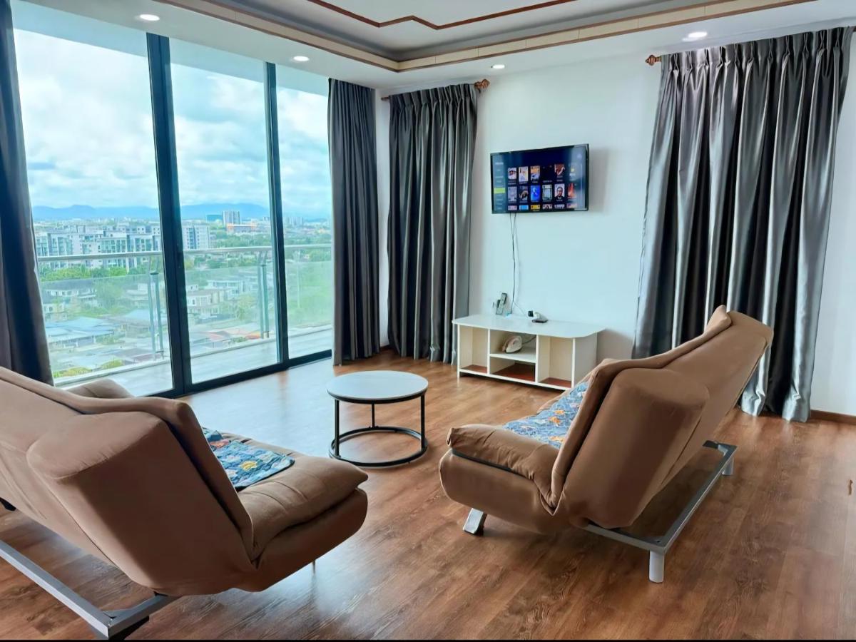 Appartamento con 3 Camere da Letto e con Balcone