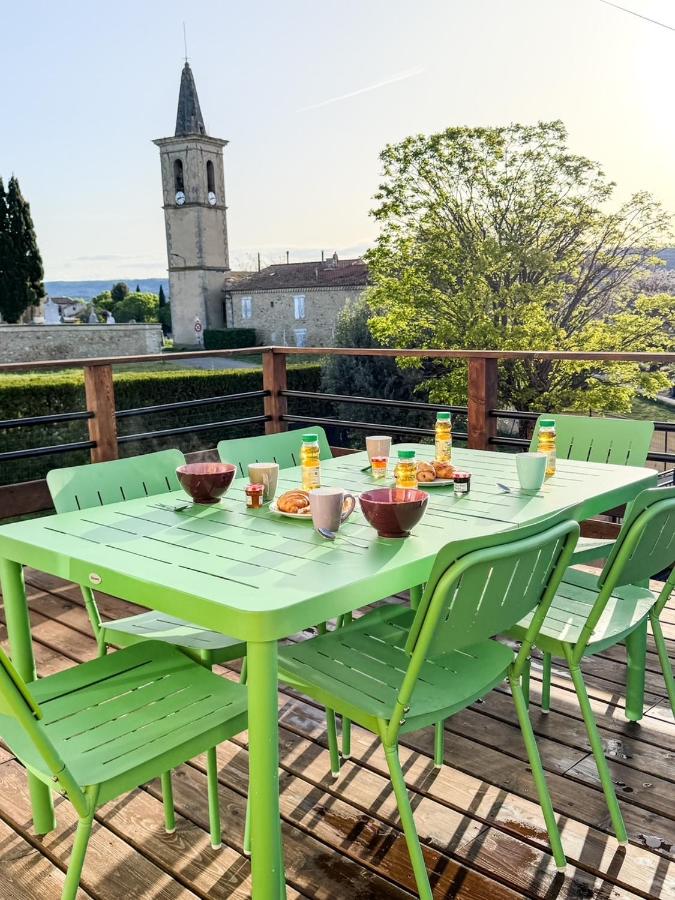 Maison rétro 80 90 avec terrasse clim et vue Provence - B&B La Brillanne